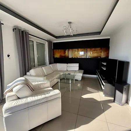 110m Z Tarasem 80m Apartment Posen