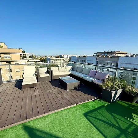 110m Z Tarasem 80m Apartment Posen